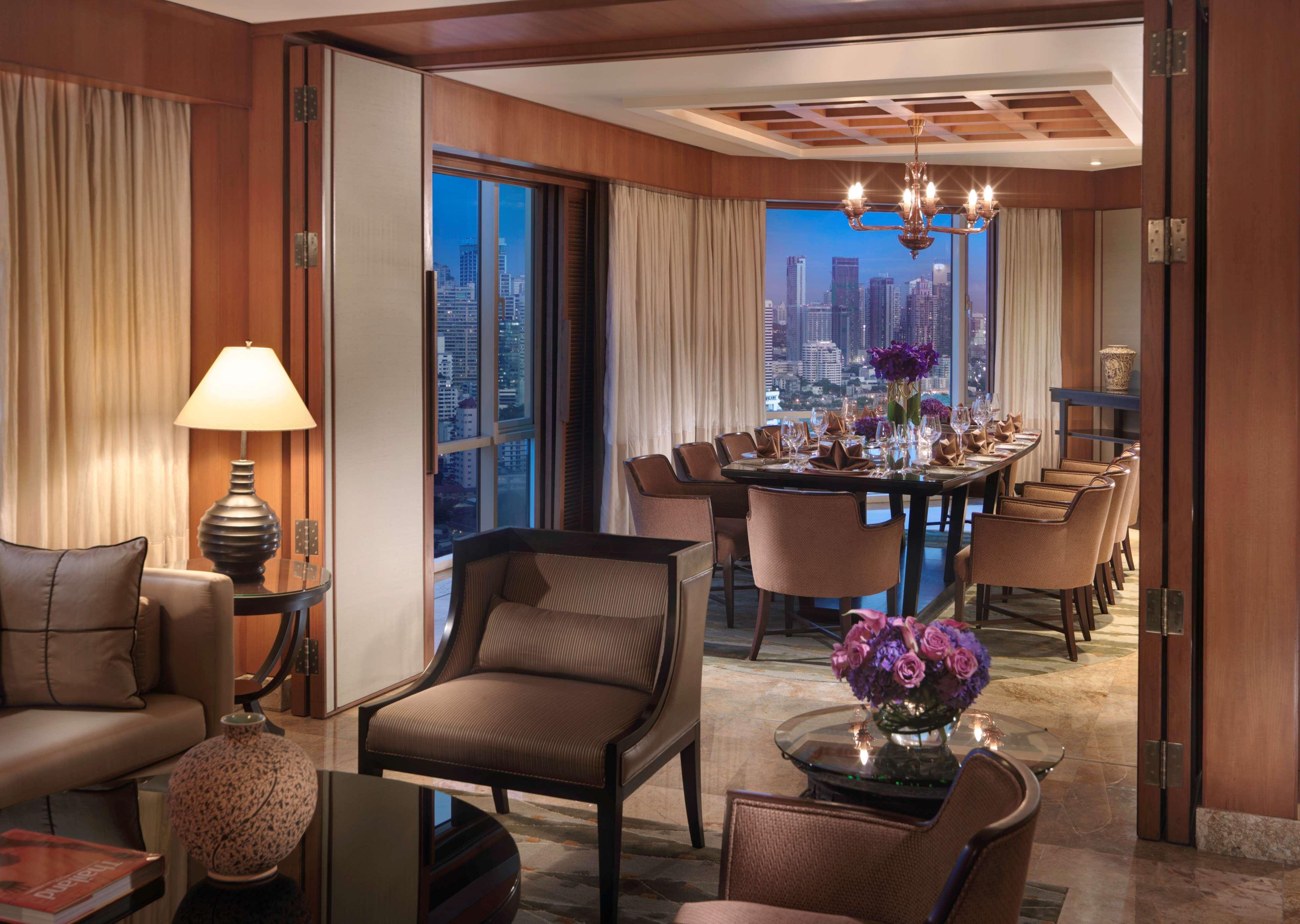 Conrad Bangkok Hotel Eksteriør billede A suite at the Mandarin Oriental, Bangkok