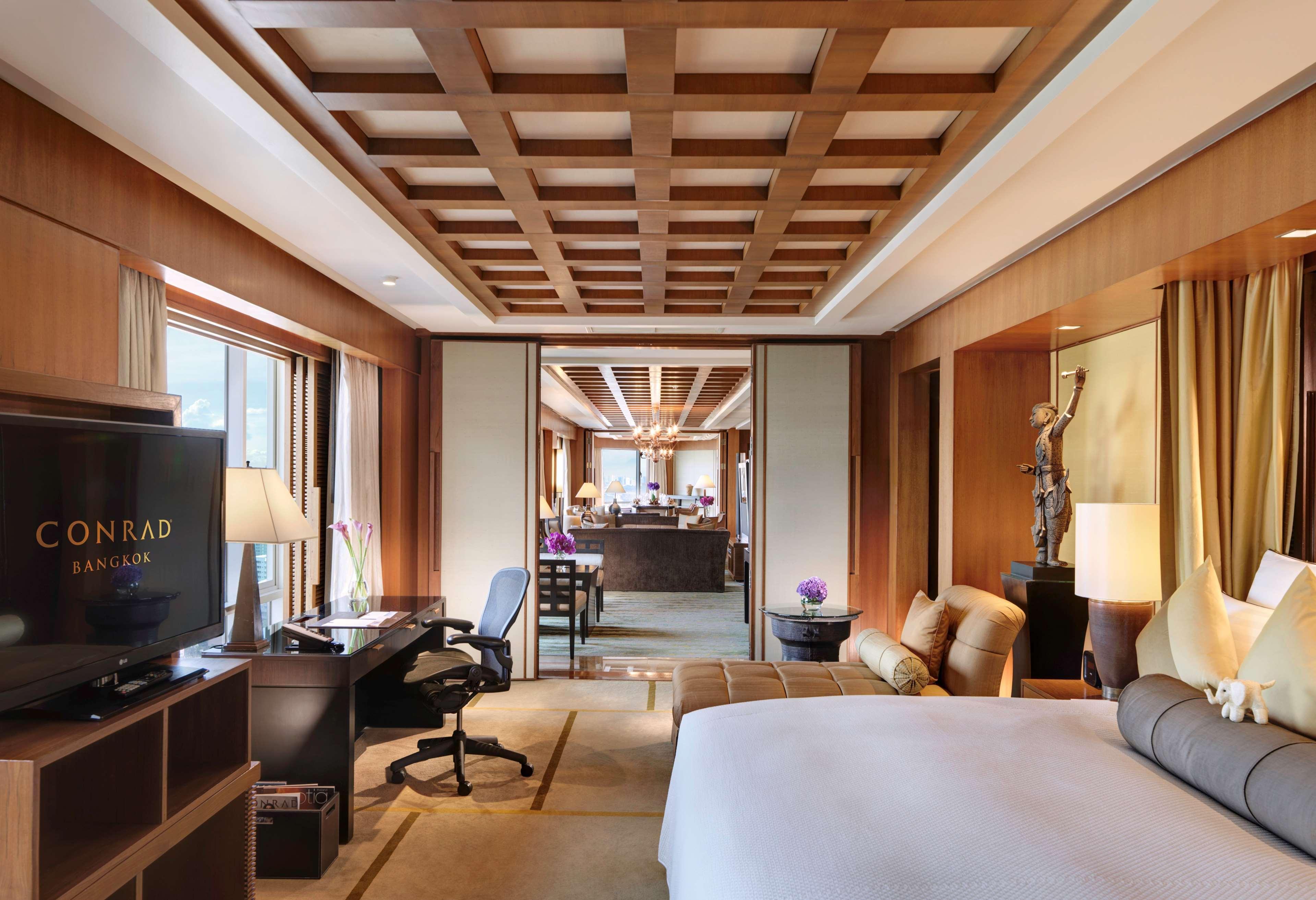 Conrad Bangkok Hotel Eksteriør billede A suite at the hotel