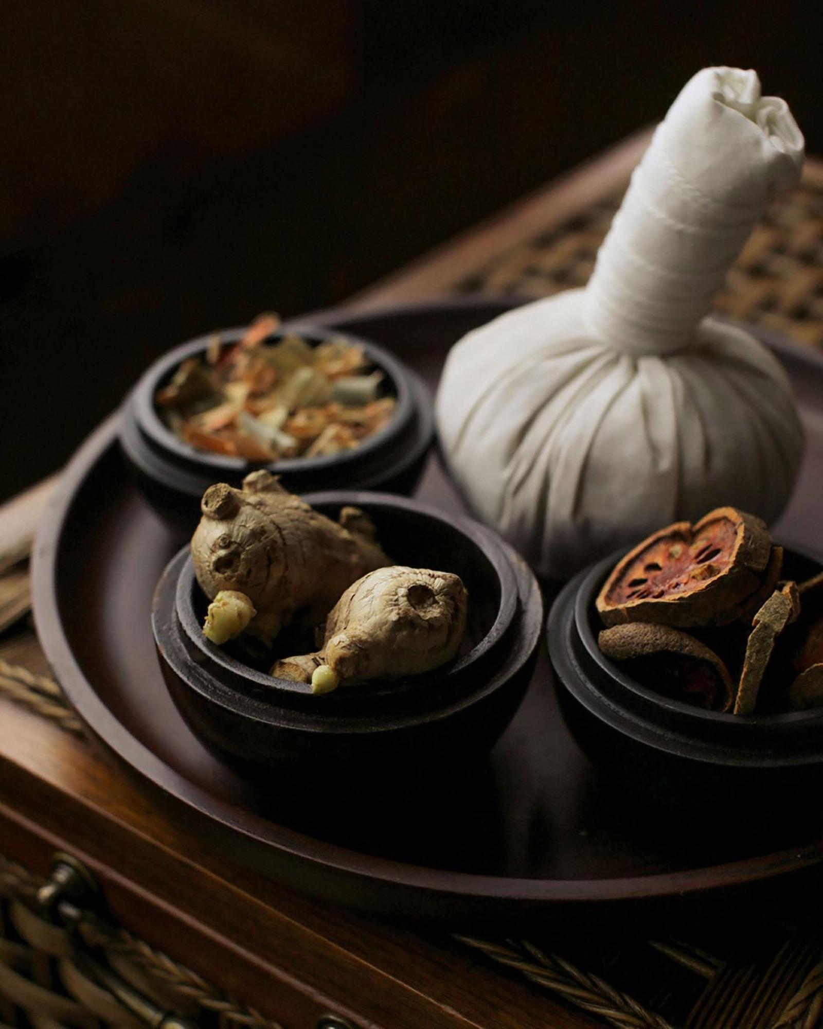 Conrad Bangkok Hotel Eksteriør billede Ayurvedic medicine